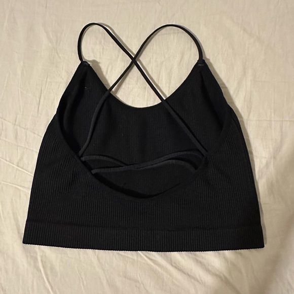 Colsie Ribbed Seamless Brami - Picture 4 of 5